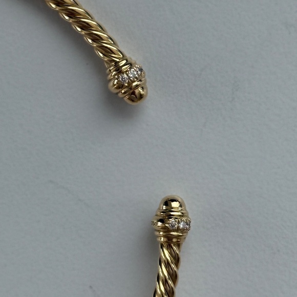 David Yurman Classic Cablespira Bracelet 18K Yellow Gold with Diamonds, 3mm - Picture 8 of 10